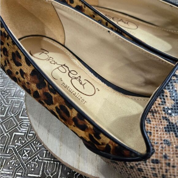 Bromstead by Naturalizer Snake and Leopard flats!  ๐ ๐ Size 7.5 Like New! - Picture 3 of 12